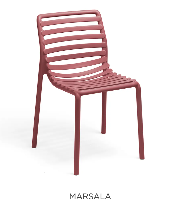 Chaise bistrot design Doga pour terrasse et jardin